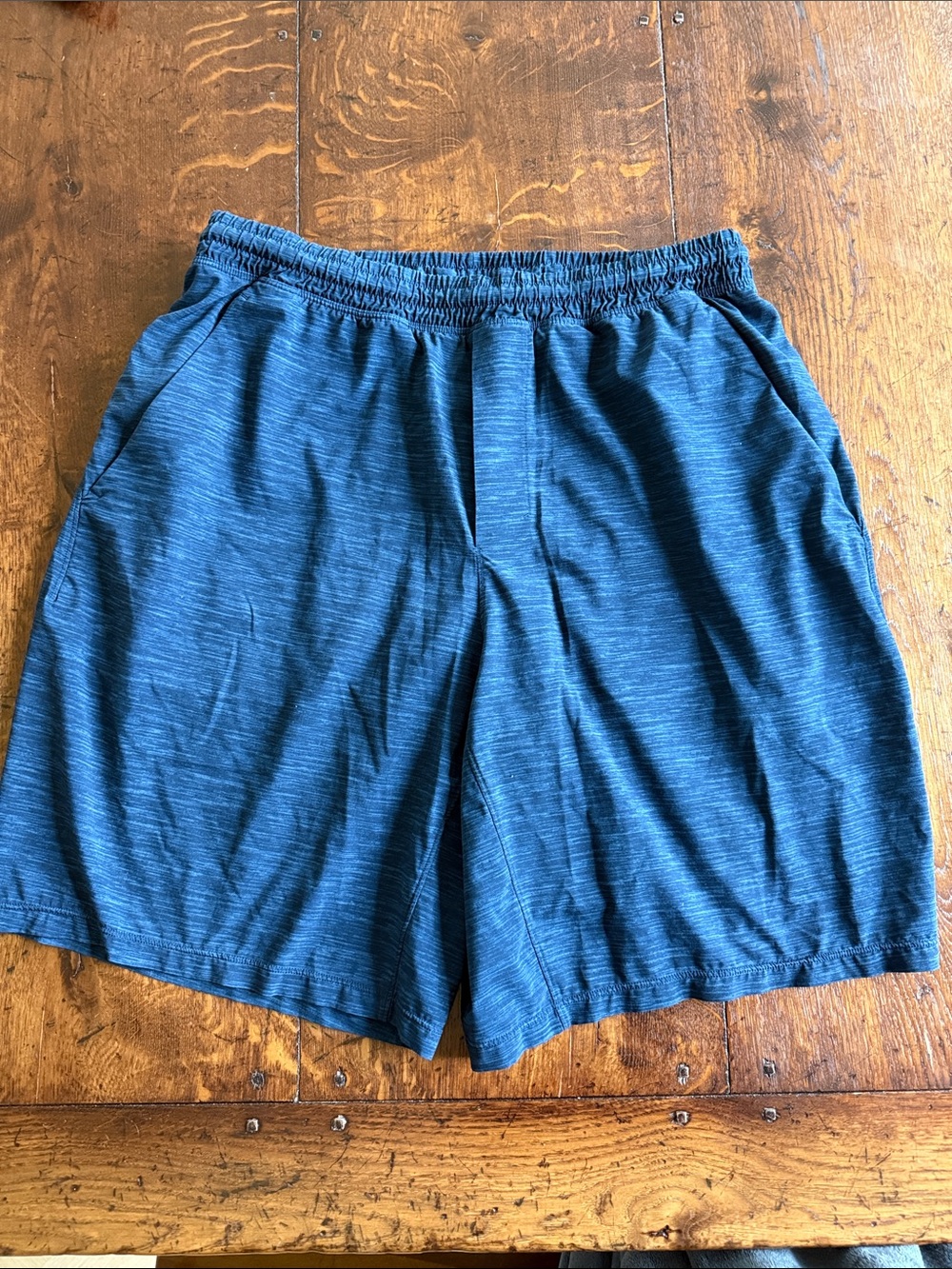 men’s lululemon lined navy pace breaker short M